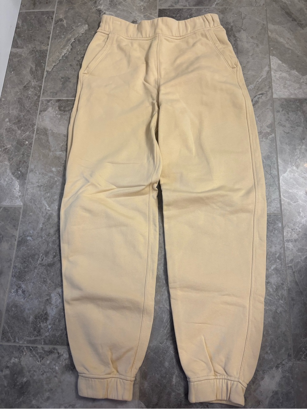 lululemon joggers